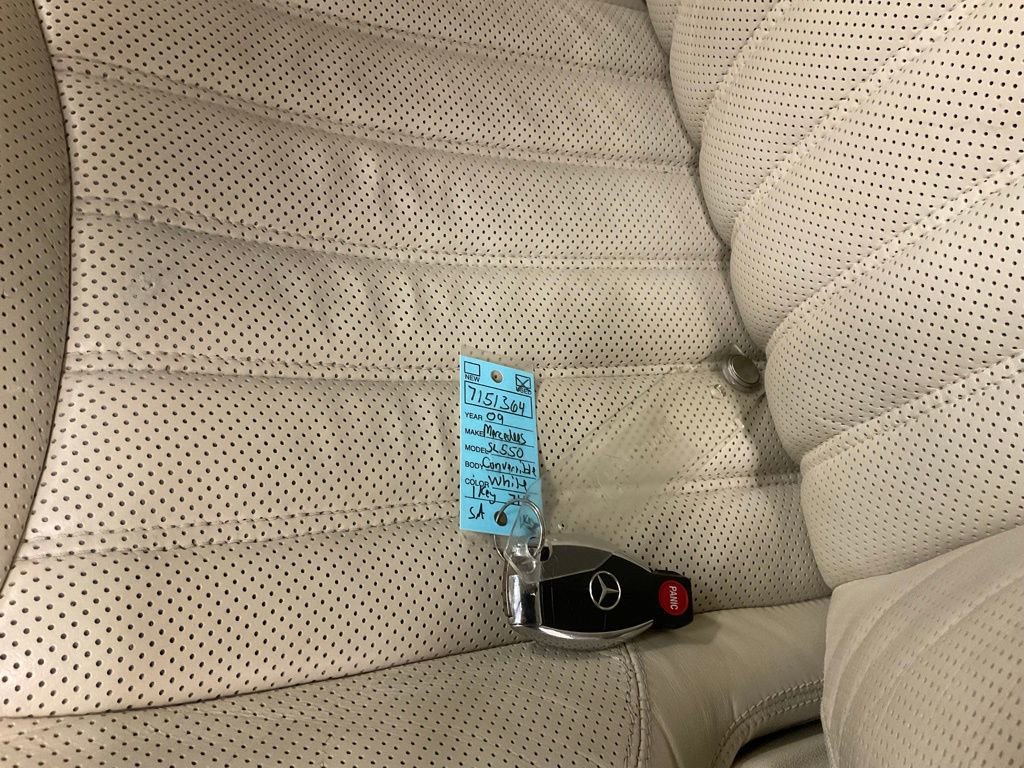 Used 2009 Mercedes-Benz SL 550 image 30