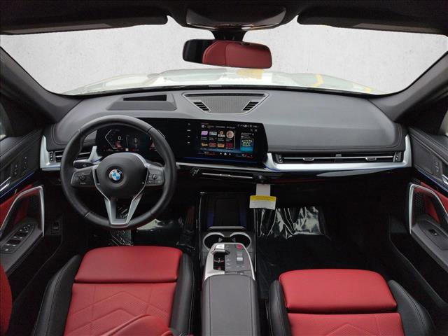 Used 2025 BMW X1 xDrive28i w/ Technology Package AWD/4WD image 18