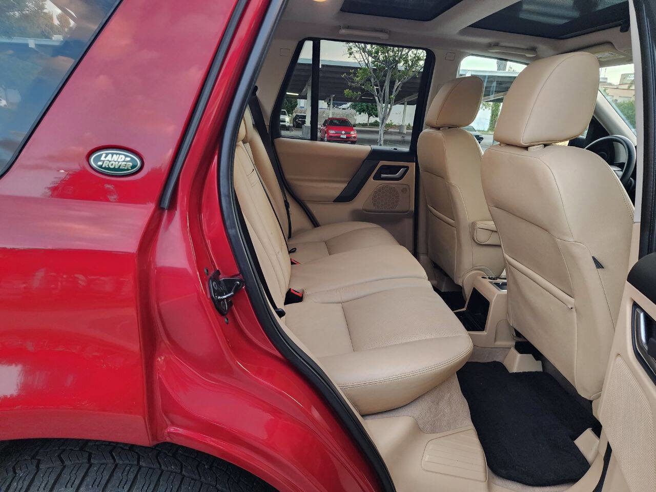 Used 2008 Land Rover LR2 HSE image 30