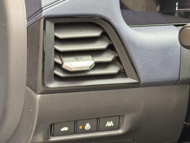 New 2026 Nissan Sentra SL w/ Floor Mat Package FWD image 32
