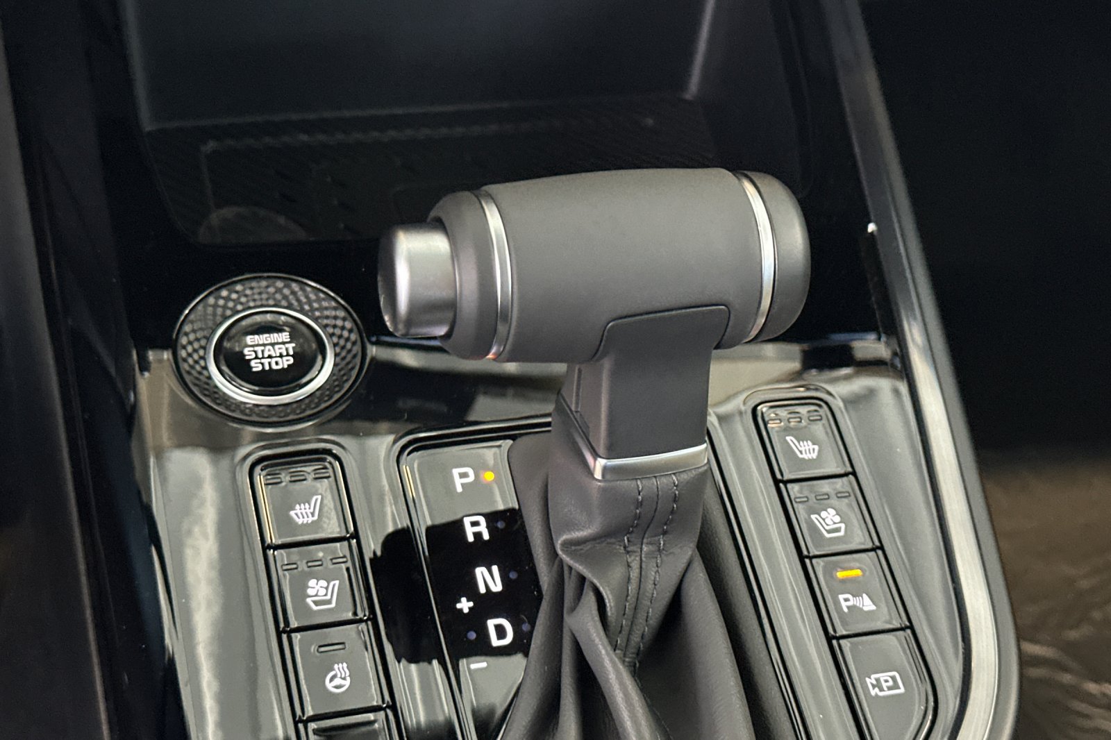 New 2026 Kia Niro FWD image 22
