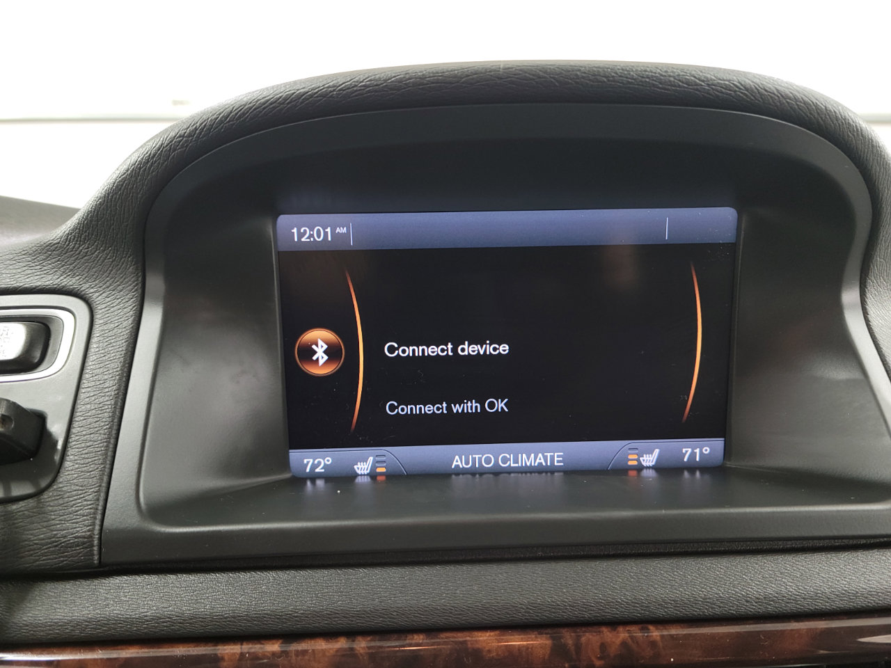 Used 2015 Volvo XC70 T6 Premier Plus image 17