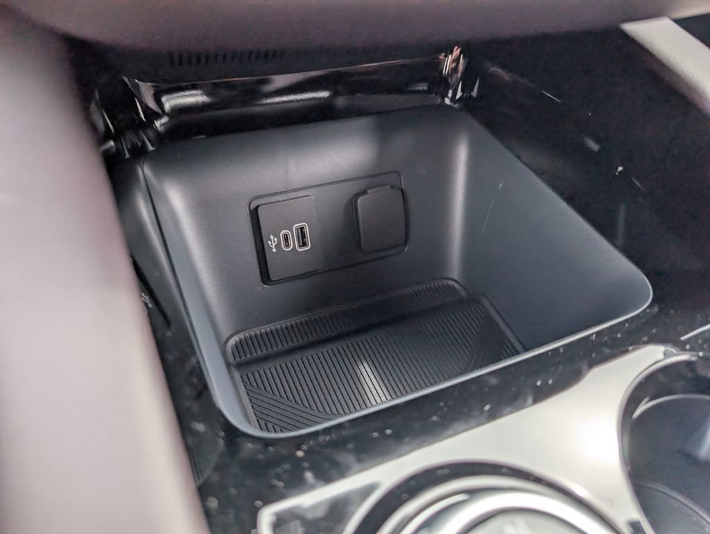 New 2026 Ford Explorer Platinum image 16