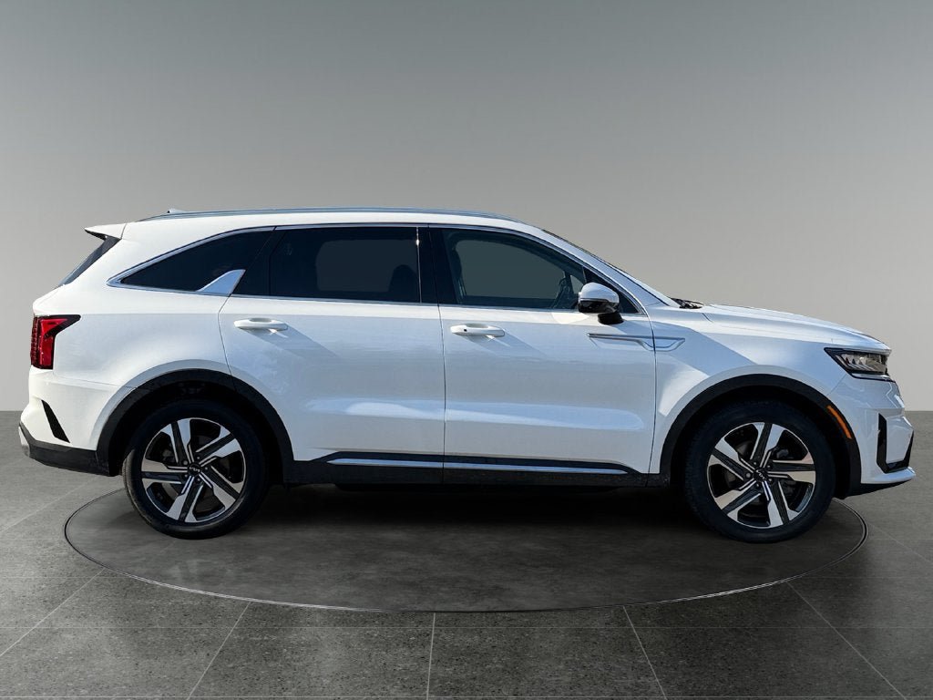 Used 2023 Kia Sorento EX AWD/4WD image 11