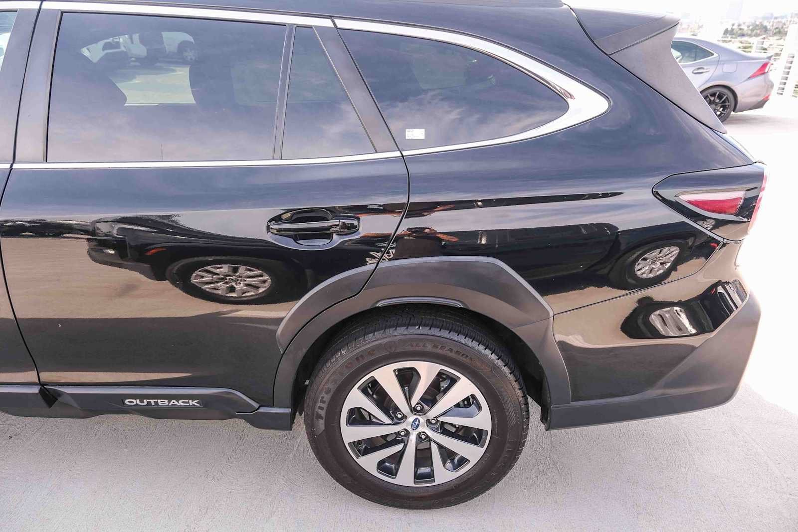 Used 2024 Subaru Outback Premium AWD/4WD image 8