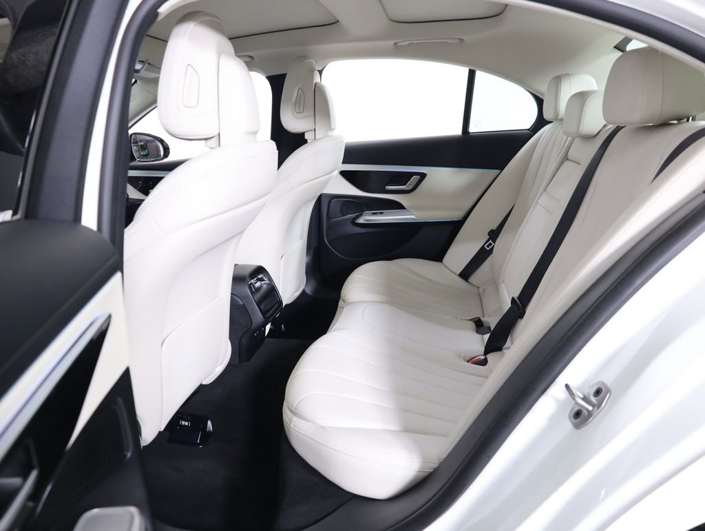 Certified 2025 Mercedes-Benz E 350 4MATIC Sedan image 43