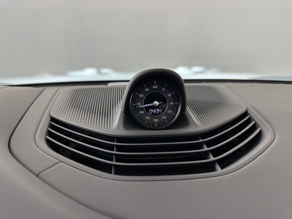 Certified 2022 Porsche Taycan Turbo S AWD/4WD image 29