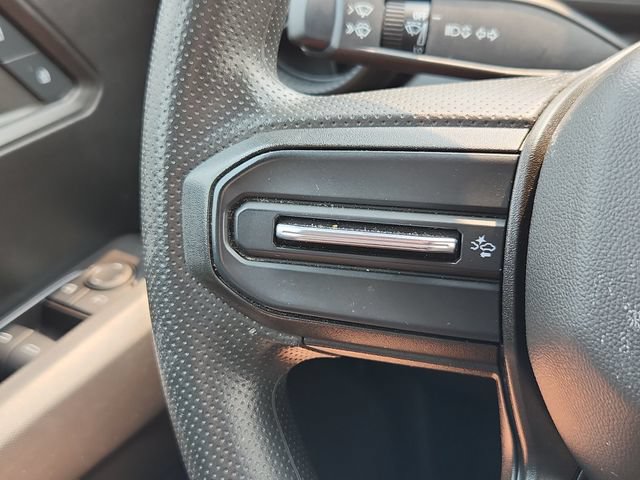 Used 2024 Chevrolet Colorado W/T RWD image 26