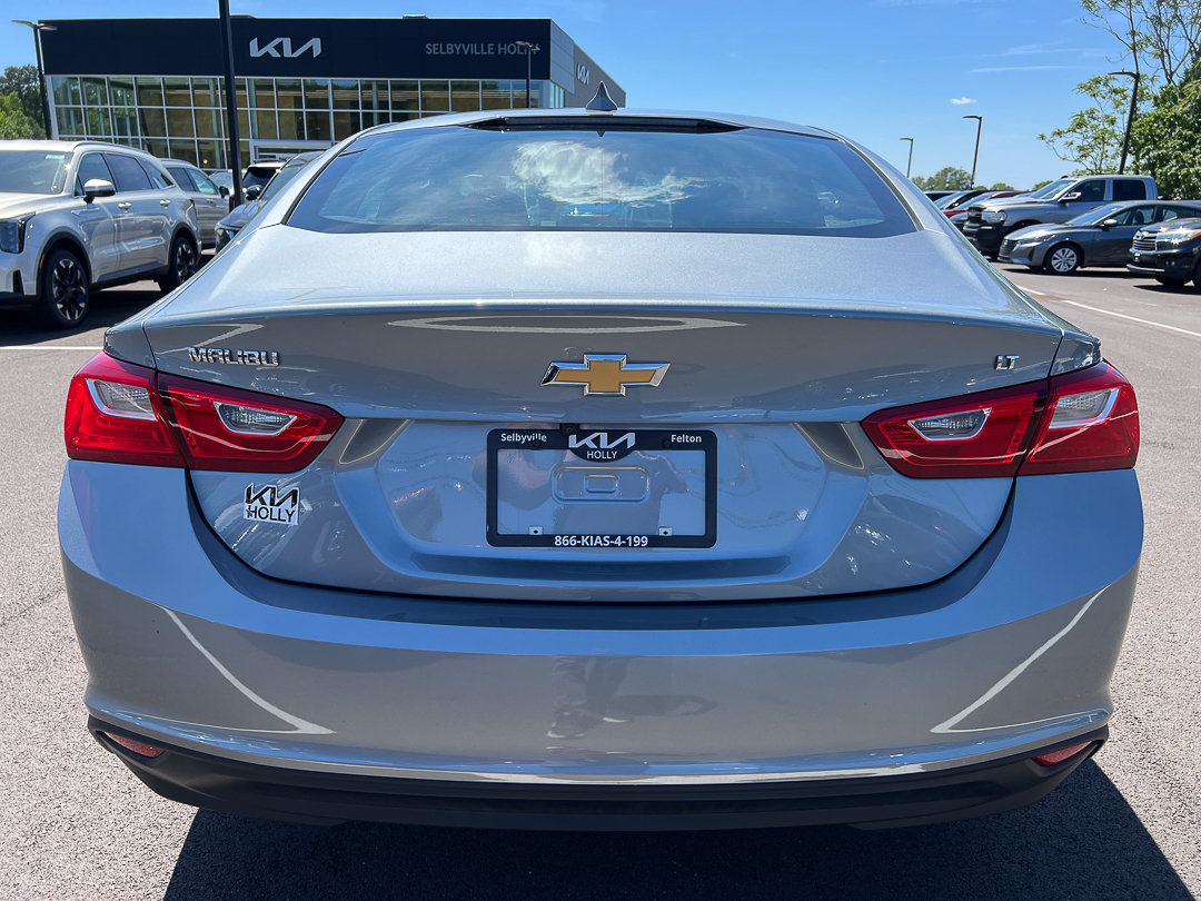 Used 2023 Chevrolet Malibu LT FWD image 4