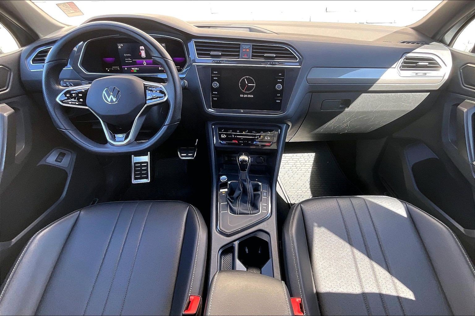 Used 2022 Volkswagen Tiguan SE R-Line FWD image 14