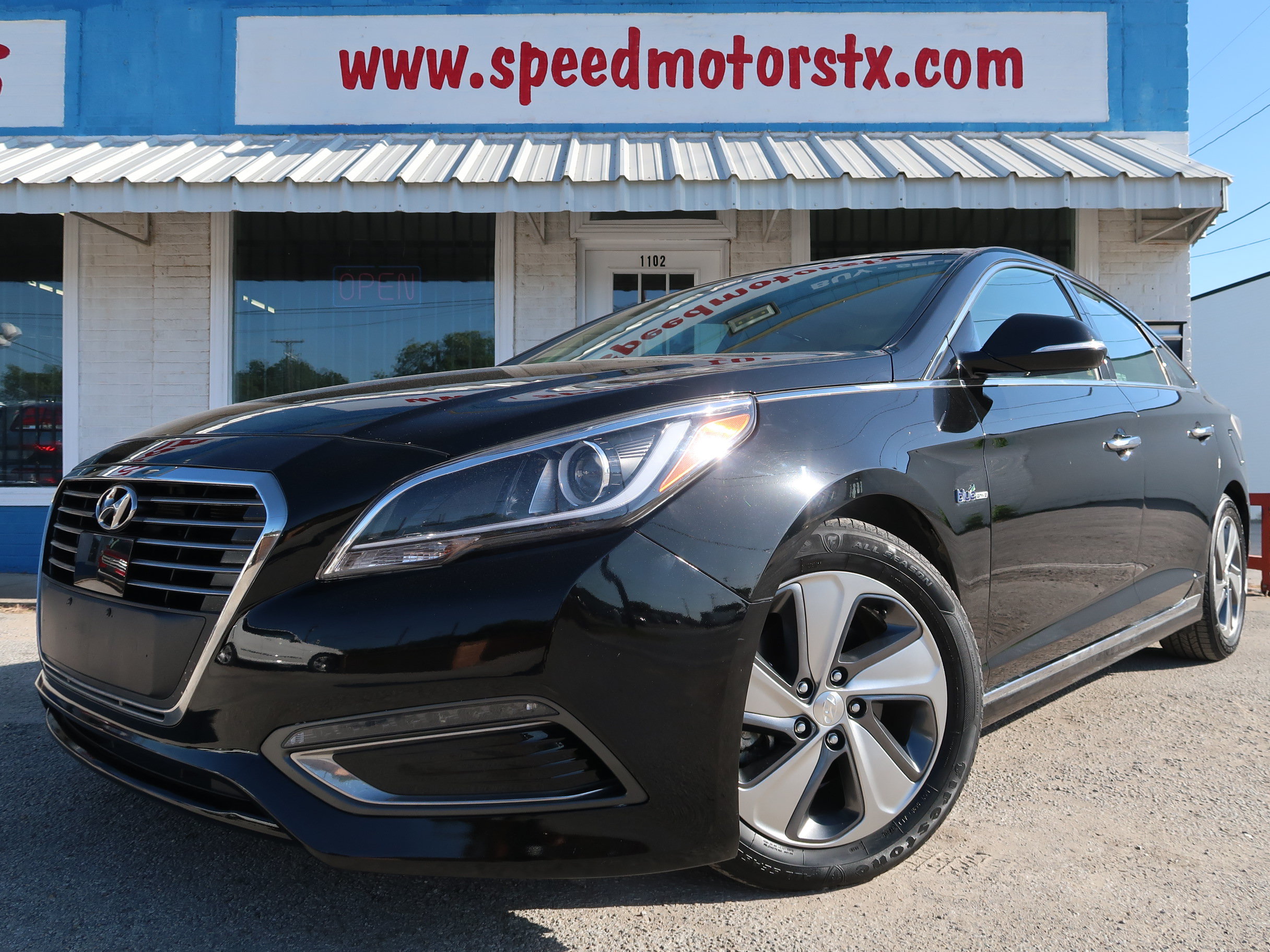 Used 2016 Hyundai Sonata Limited w/ Option Group 02