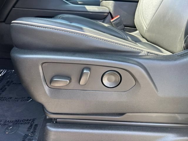 Used 2024 Chevrolet Tahoe Premier RWD image 16