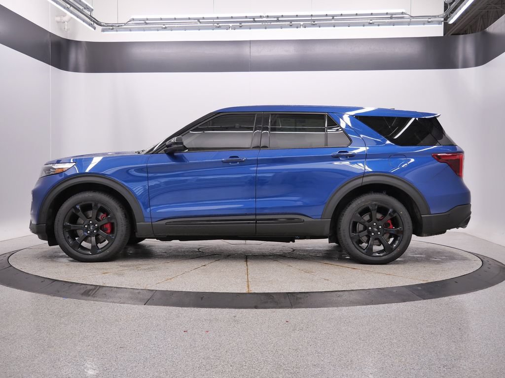 Used 2021 Ford Explorer ST w/ Equipment Group 401A AWD/4WD image 2