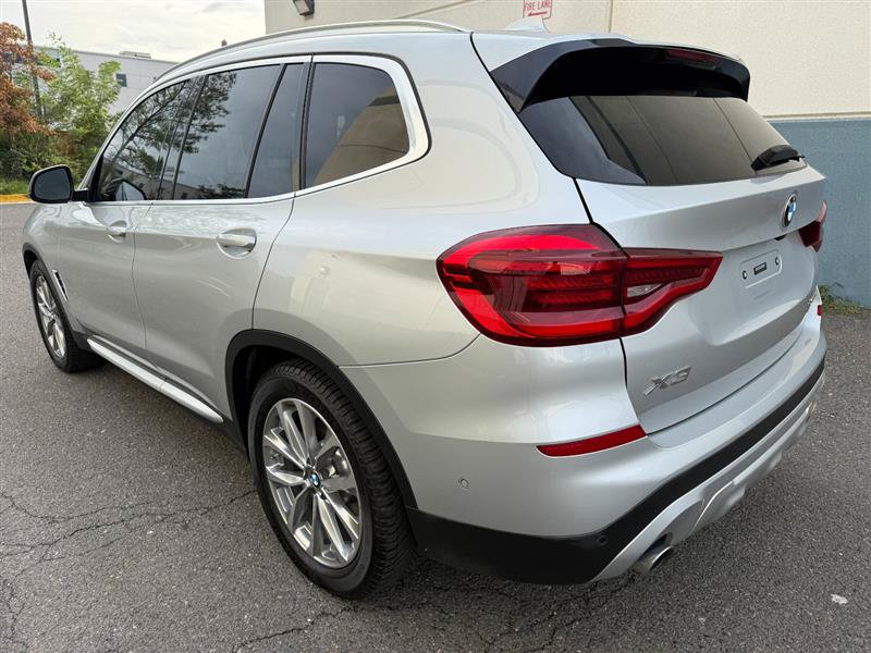 Used 2019 BMW X3 sDrive30i w/ Executive Package RWD image 10