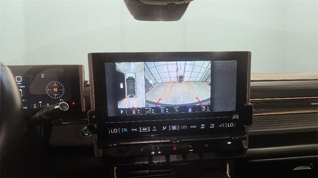 Used 2024 GMC Hummer EV 3X image 19