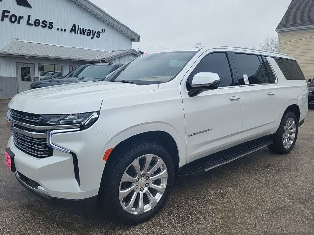 Used 2021 Chevrolet Suburban Premier w/ Premium Package image 27