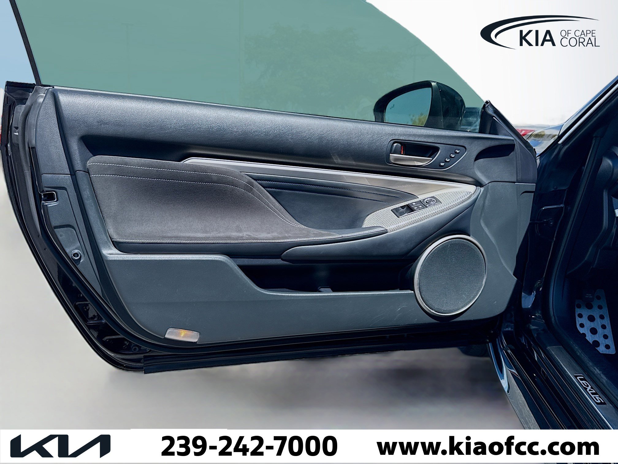 Used 2015 Lexus RC F image 20