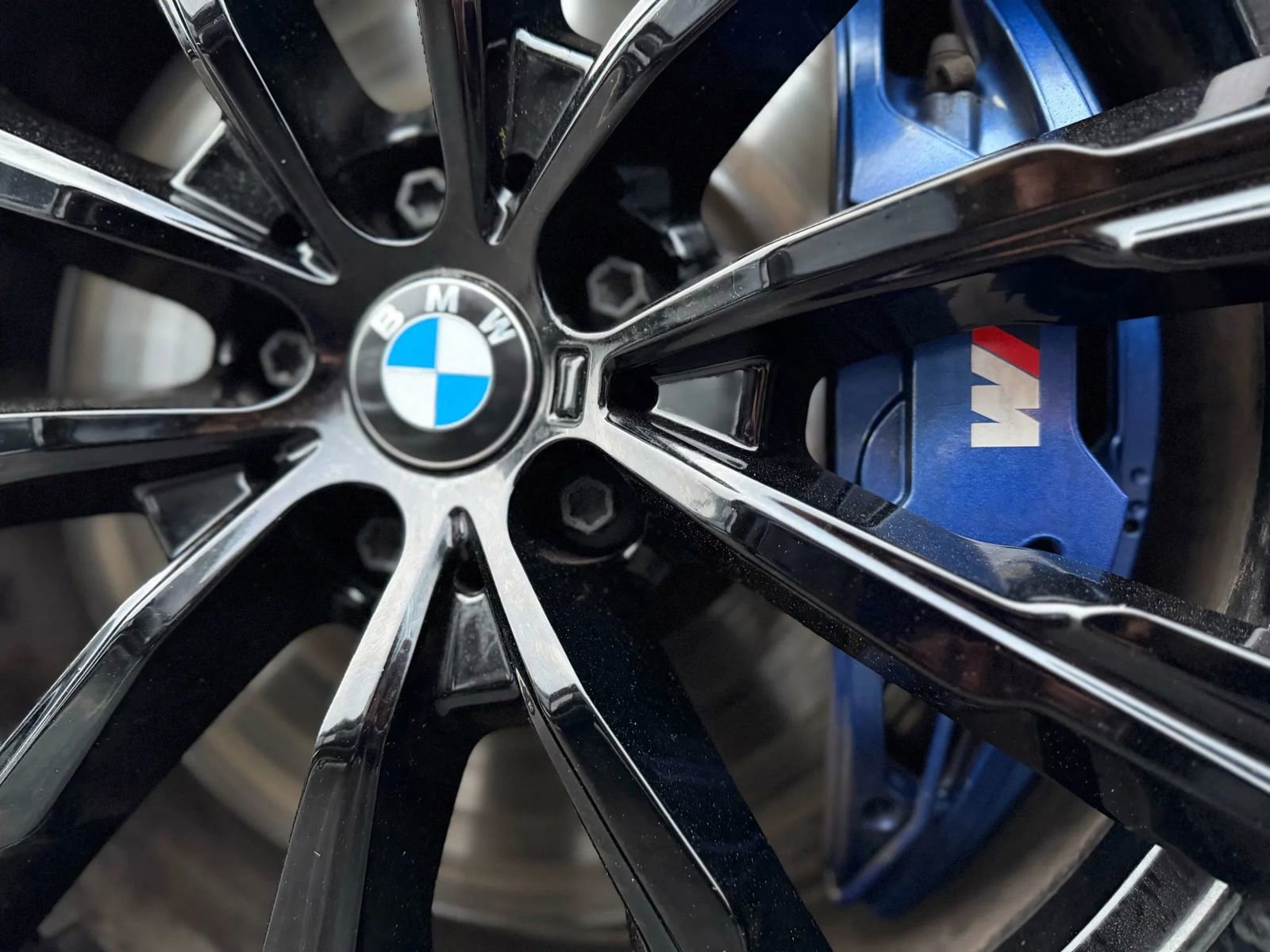 Used 2022 BMW X5 M50i w/ Executive Package AWD/4WD image 25