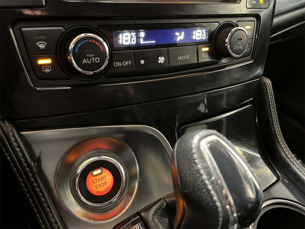 Used 2023 Nissan Maxima Platinum image 33