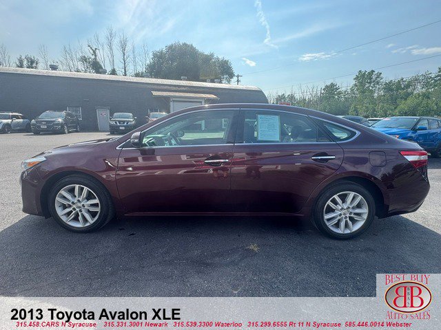 Used 2013 Toyota Avalon XLE FWD image 5