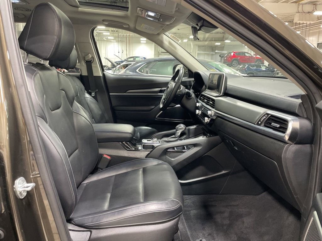 Certified 2022 Kia Telluride S image 14