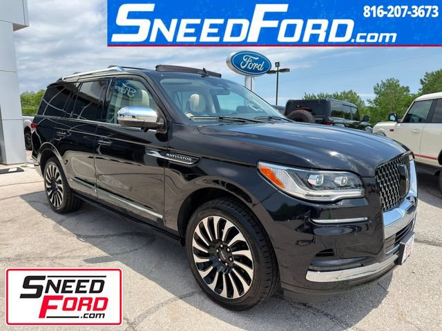 Used 2023 Lincoln Navigator Black Label AWD/4WD image 1