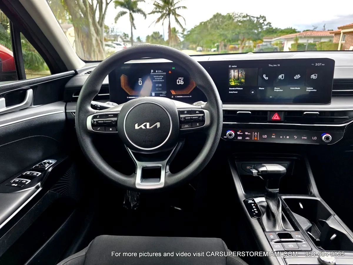 Used 2025 Kia K5 LXS image 27