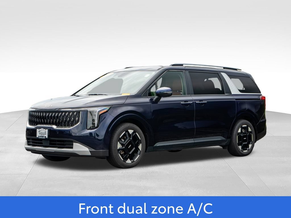 Used 2025 Kia Carnival EX FWD image 3