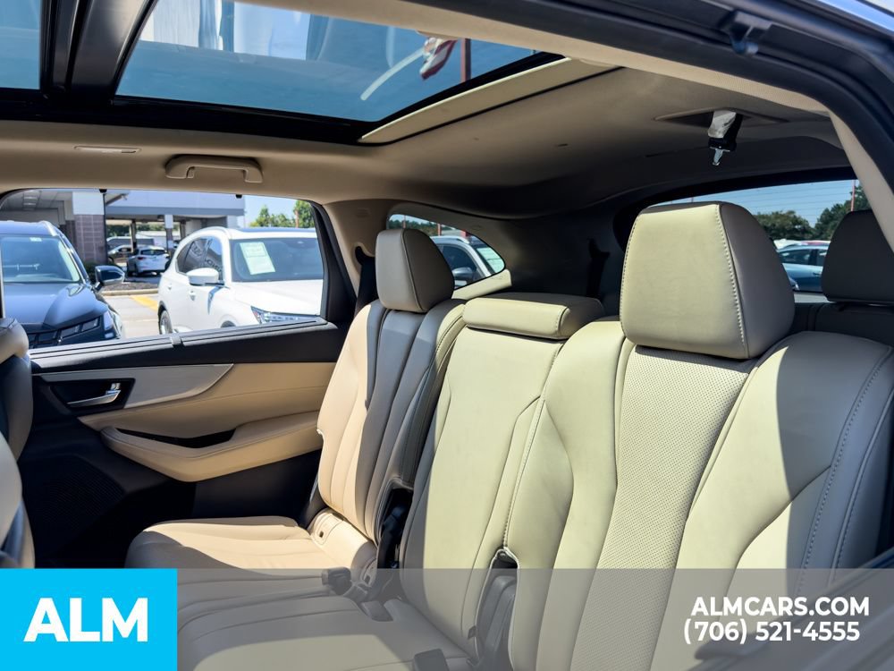 Used 2023 Acura MDX w/ Technology Package AWD/4WD image 8