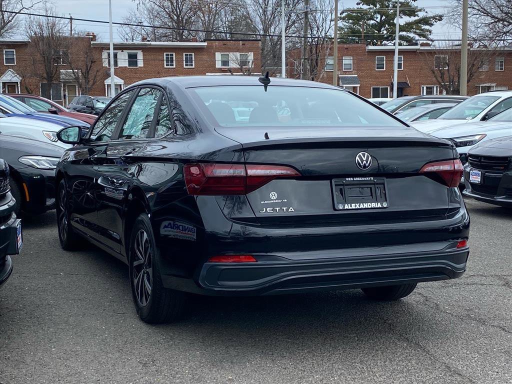 Used 2023 Volkswagen Jetta S image 5