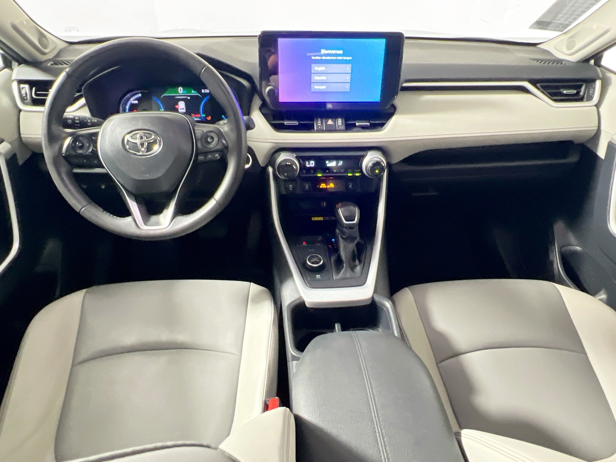 Used 2025 Toyota RAV4 XLE Premium w/ Weather Package AWD/4WD image 30
