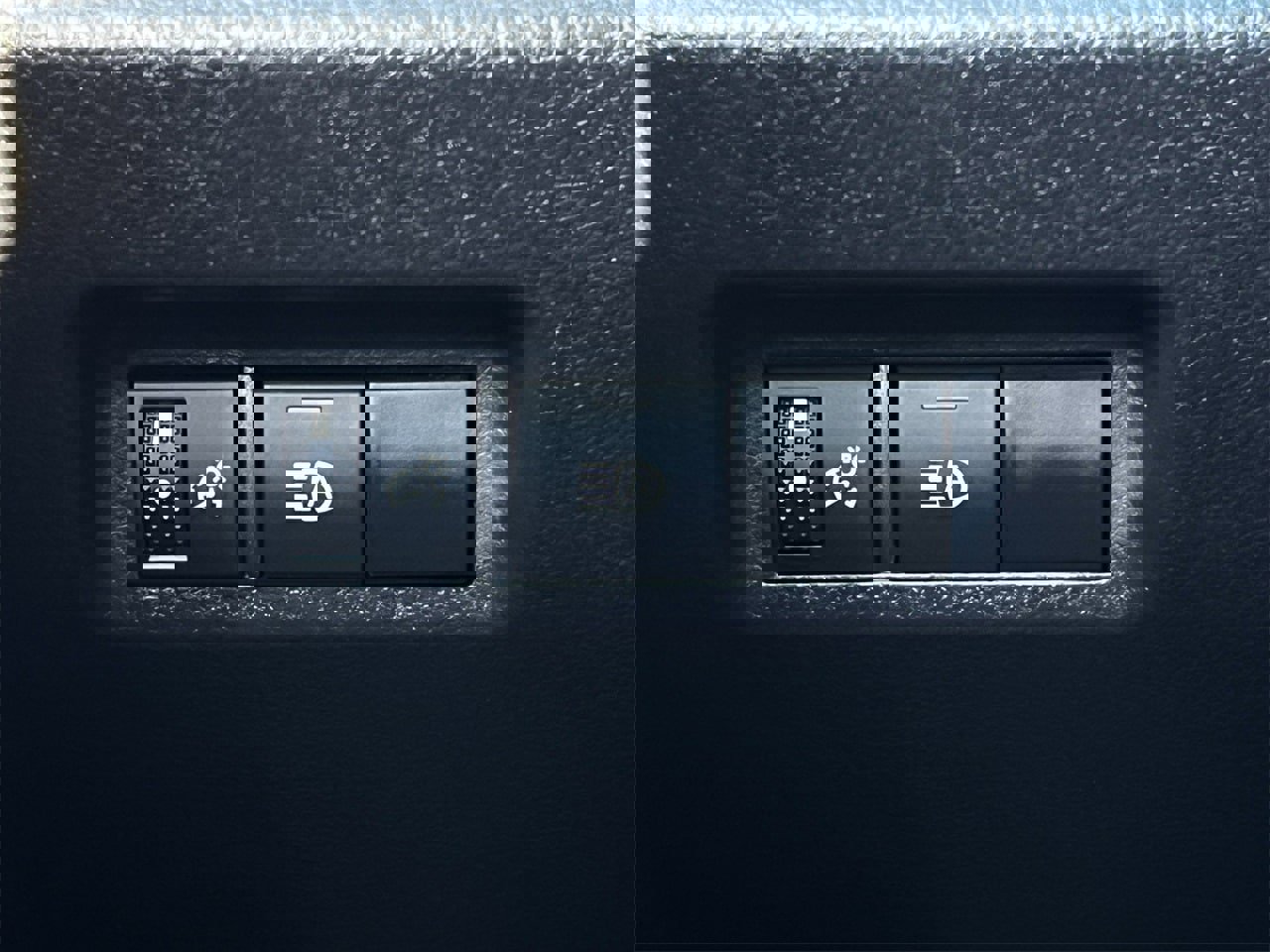 Used 2025 Toyota RAV4 LE image 20