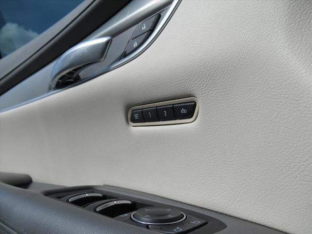 Used 2017 Cadillac XT5 Luxury w/ LPO, Wheel Lock Package image 27