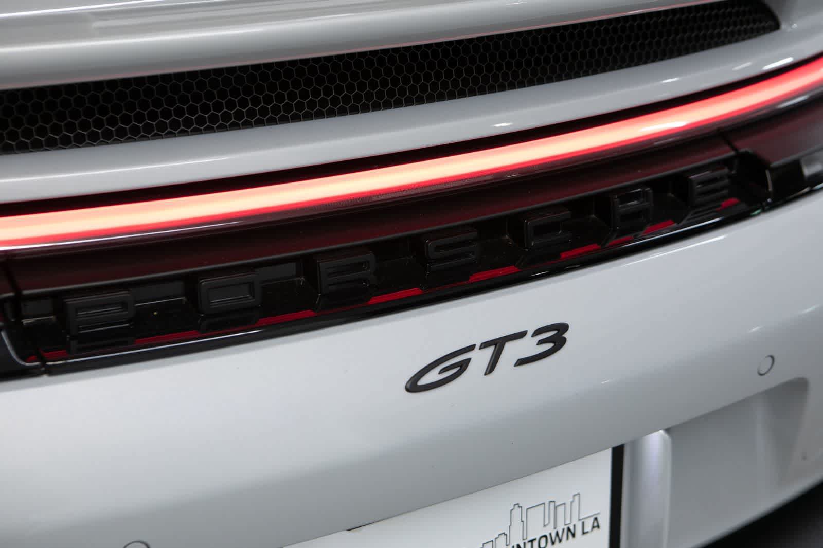 Certified 2026 Porsche 911 GT3 RWD image 33