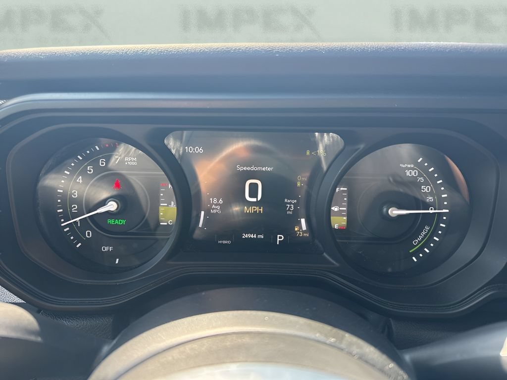 Used 2025 Jeep Wrangler Unlimited Sahara w/ Safety Group AWD/4WD image 23
