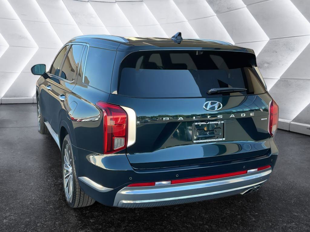Used 2023 Hyundai Palisade Calligraphy image 7