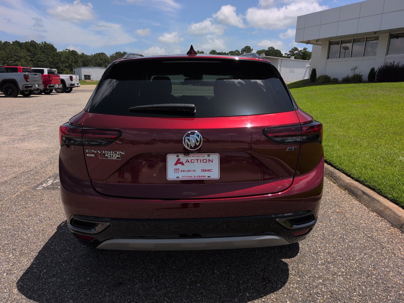 Used 2023 Buick Envision Preferred w/ Sport Touring Package AWD/4WD image 4