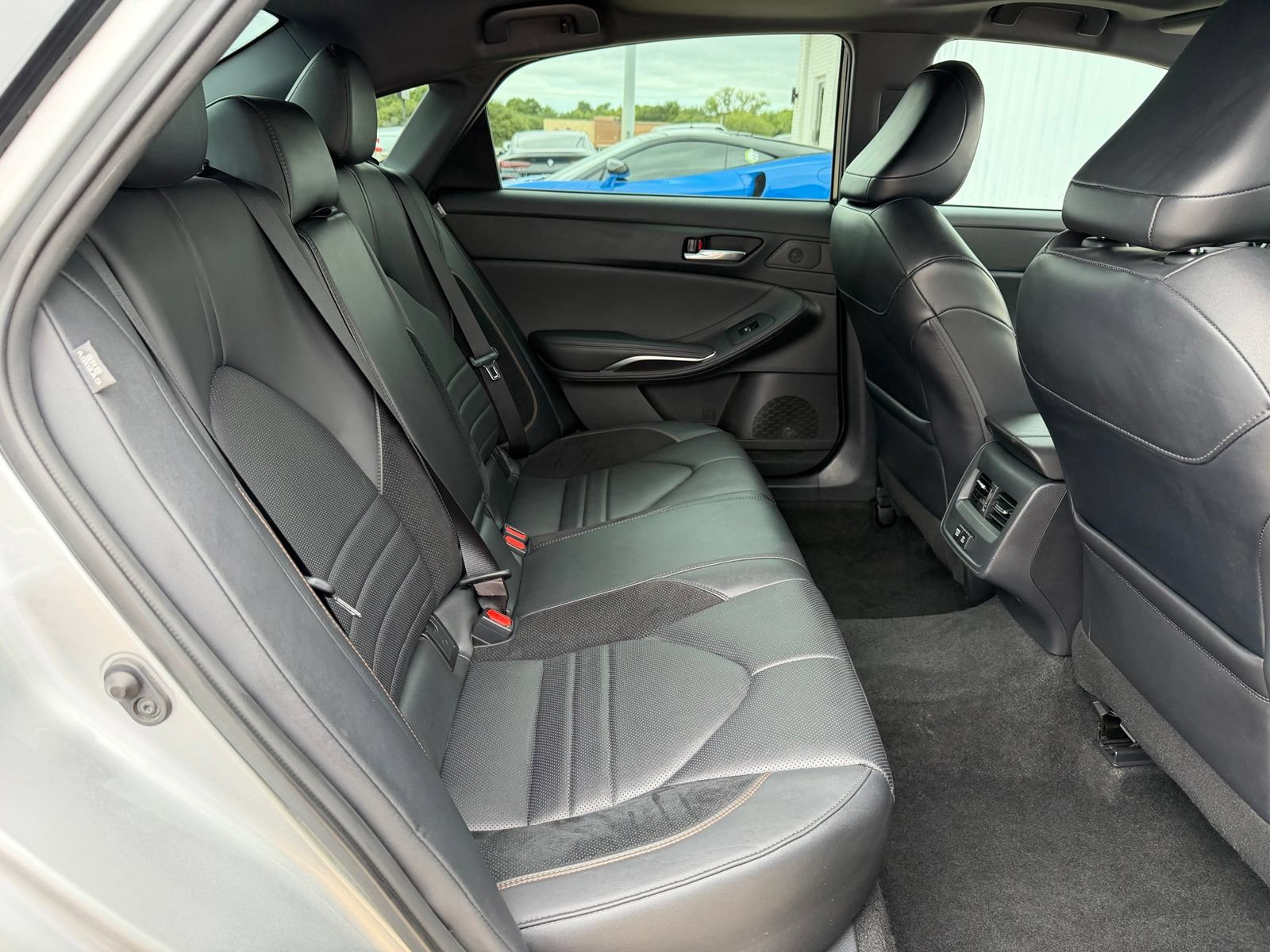 Used 2021 Toyota Avalon XSE FWD image 22