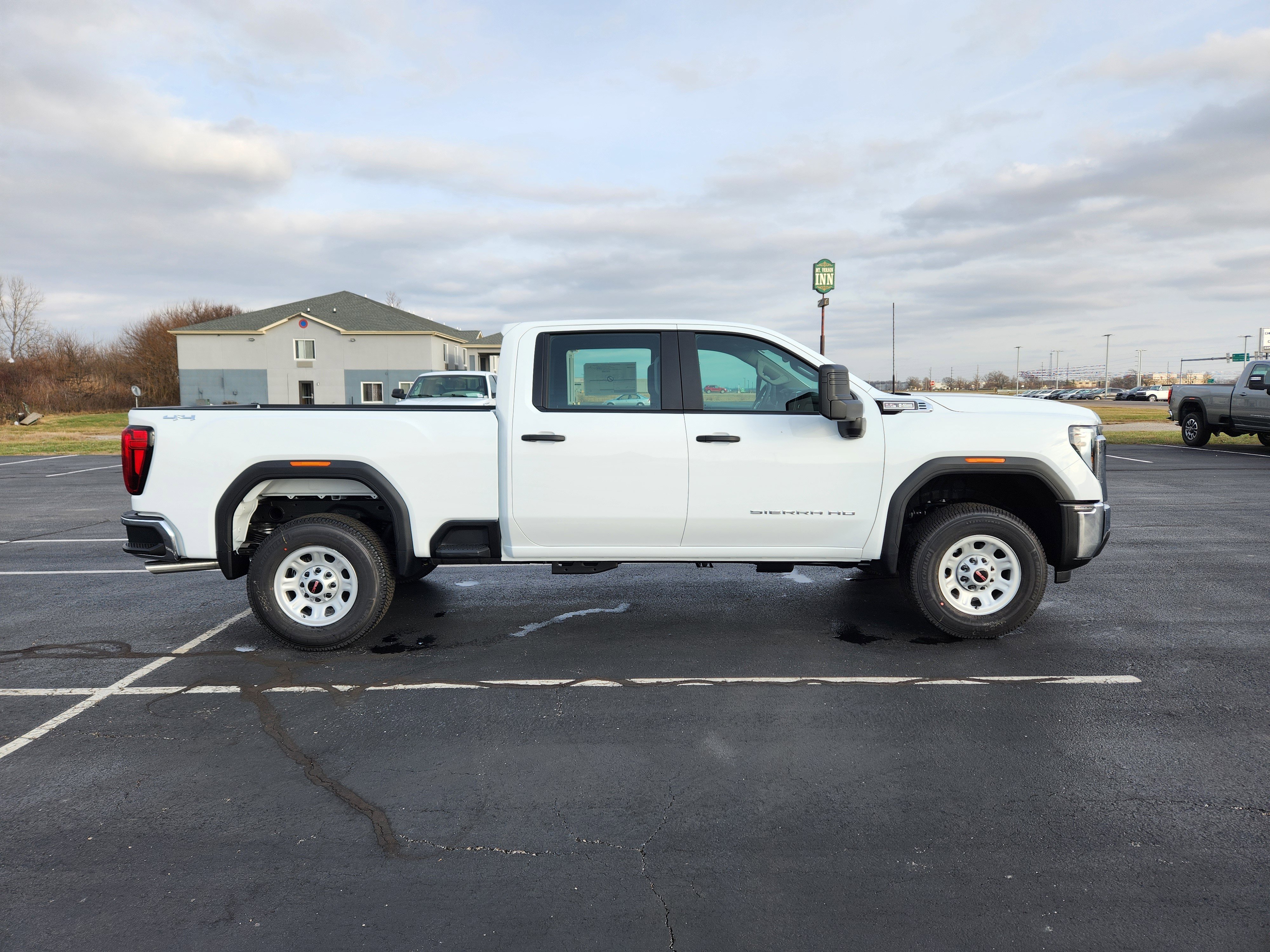 New 2026 GMC Sierra 2500 Pro image 5