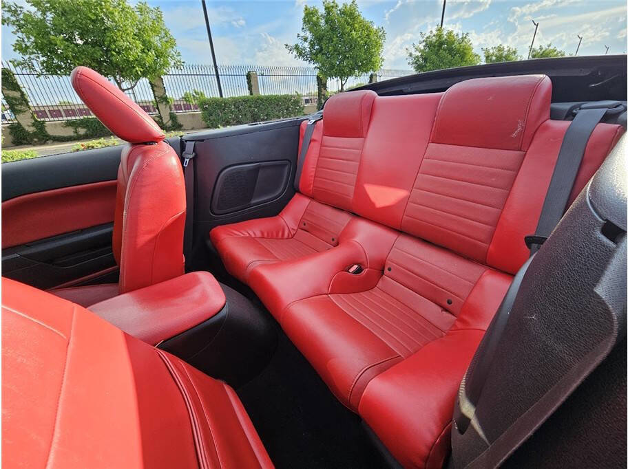 Used 2007 Ford Mustang GT RWD image 17