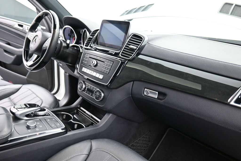 Used 2018 Mercedes-Benz GLE 43 AMG 4MATIC image 19