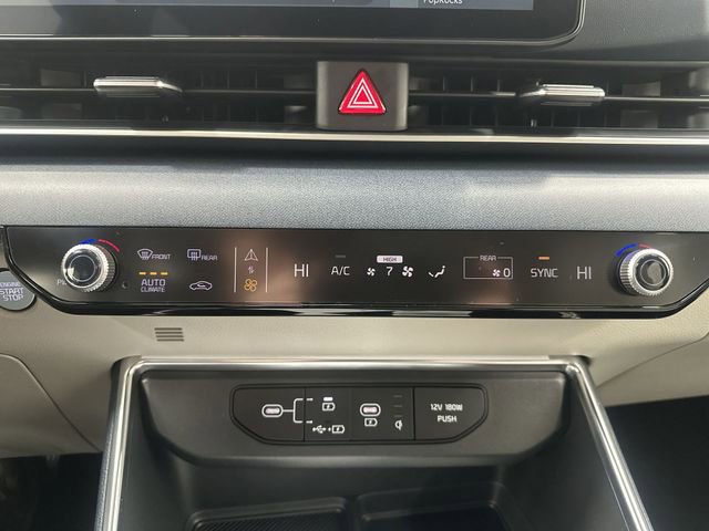 New 2026 Kia Carnival EX image 17