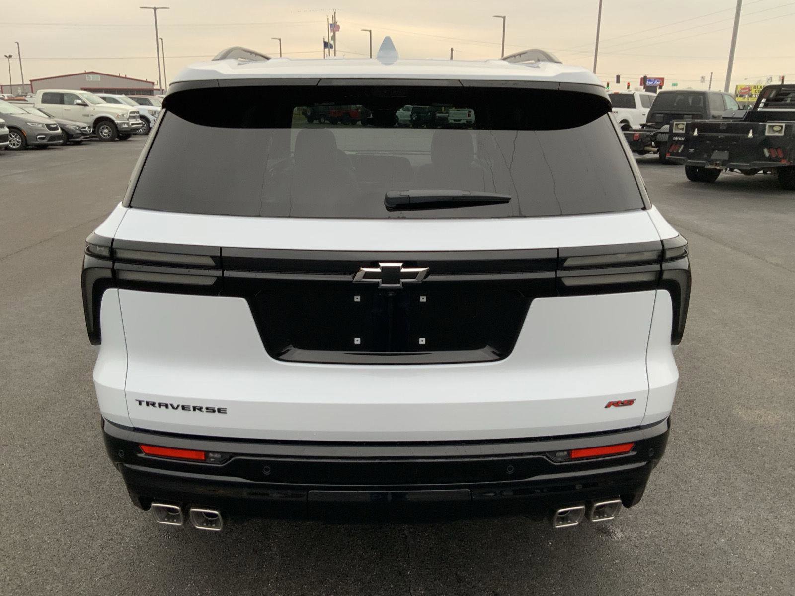 New 2026 Chevrolet Traverse RS w/ LPO, Floor Liner Package image 11