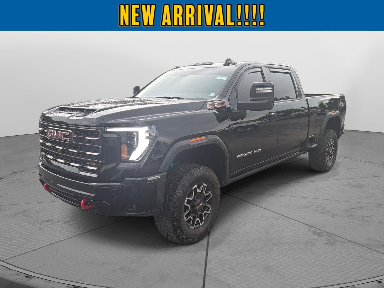 Used 2025 GMC Sierra 2500 AT4X AWD/4WD image 1