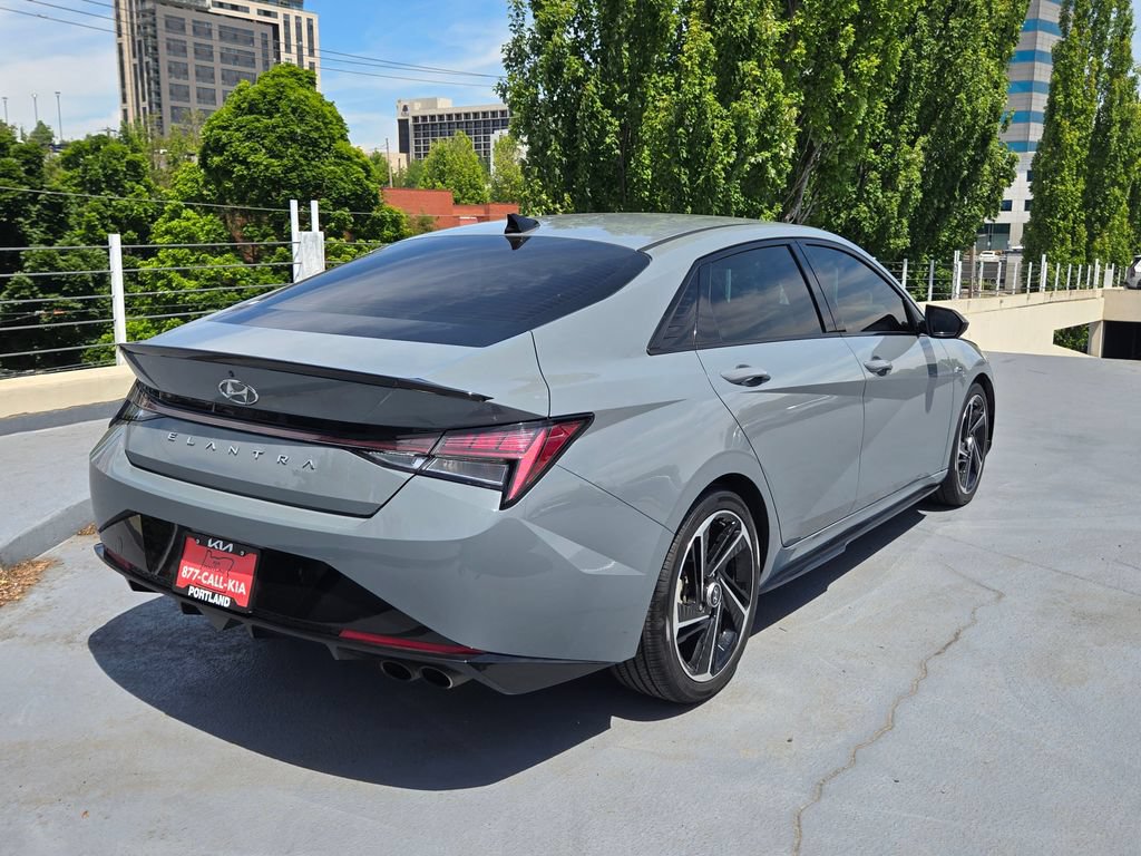 Used 2022 Hyundai Elantra N Line FWD image 3