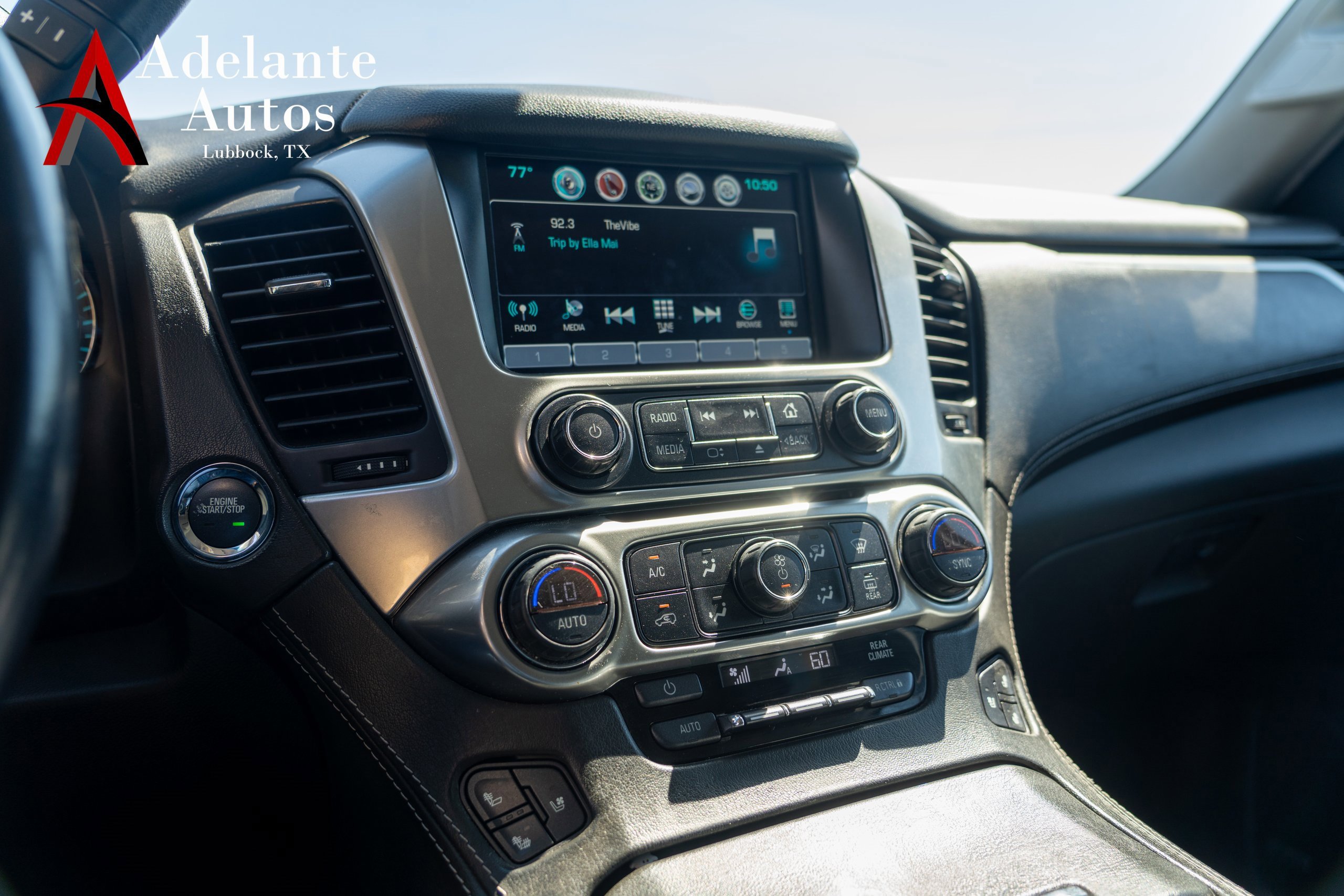 Used 2020 Chevrolet Suburban Premier image 8