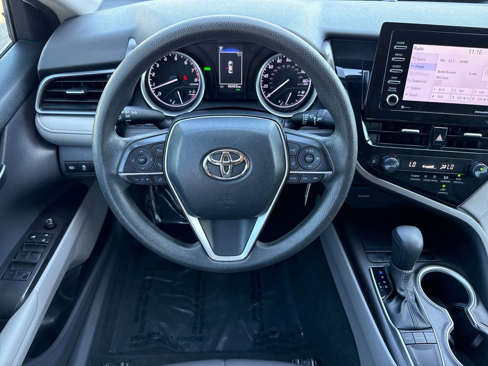 Used 2023 Toyota Camry LE FWD image 13