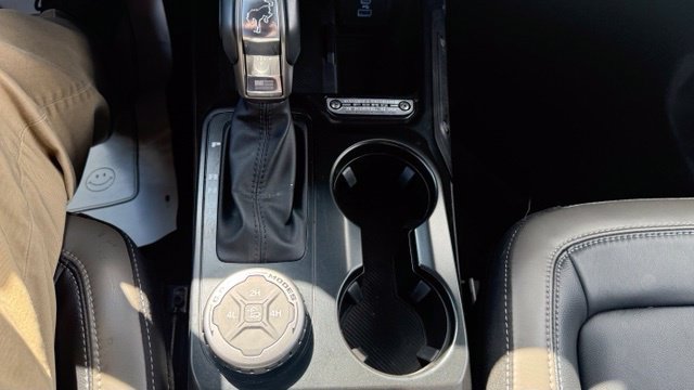 Used 2025 Ford Bronco Outer Banks AWD/4WD image 26