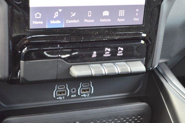 New 2026 RAM 1500 Big Horn AWD/4WD image 27