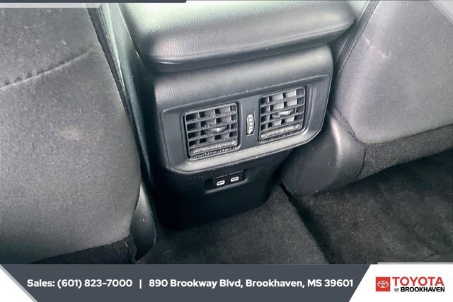 Used 2024 Toyota RAV4 XLE image 23